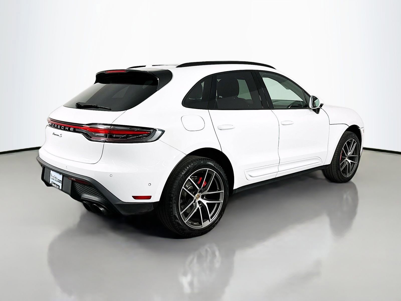Used 2023 Porsche Macan S AWD/4WD image 7