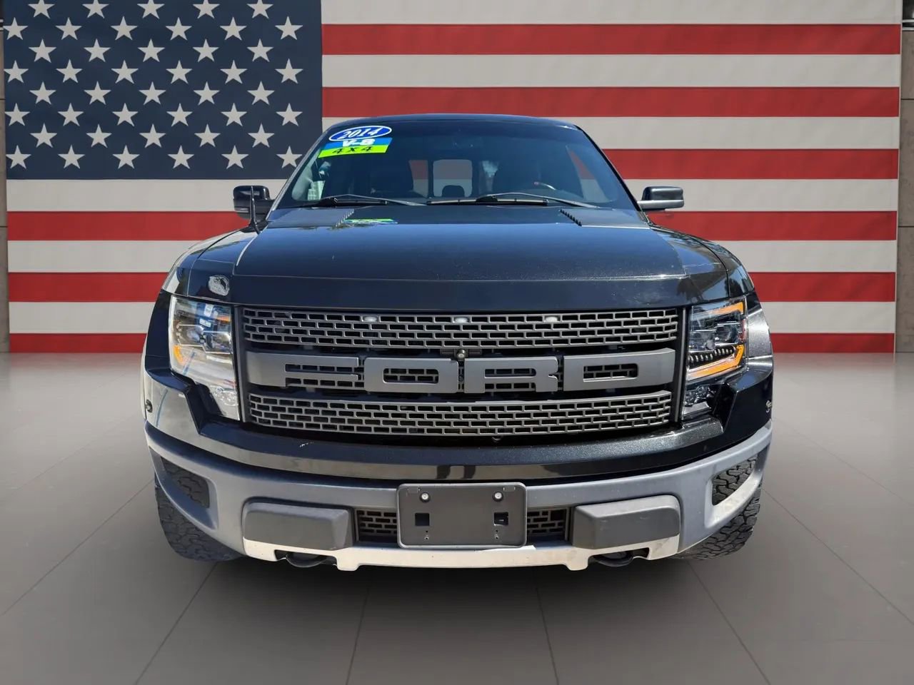 Used 2014 Ford F150 Raptor w/ Equipment Group 801A Luxury AWD/4WD image 2