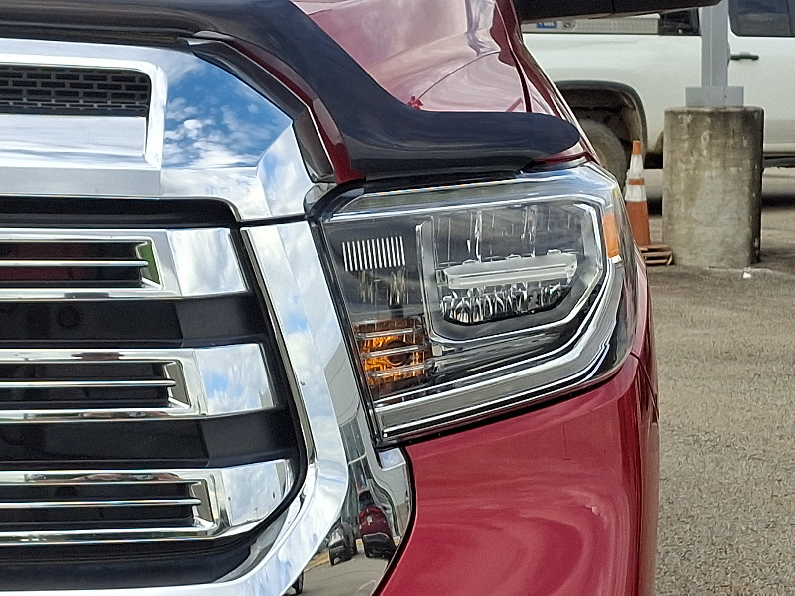 Used 2020 Toyota Tundra 1794 Edition AWD/4WD image 9
