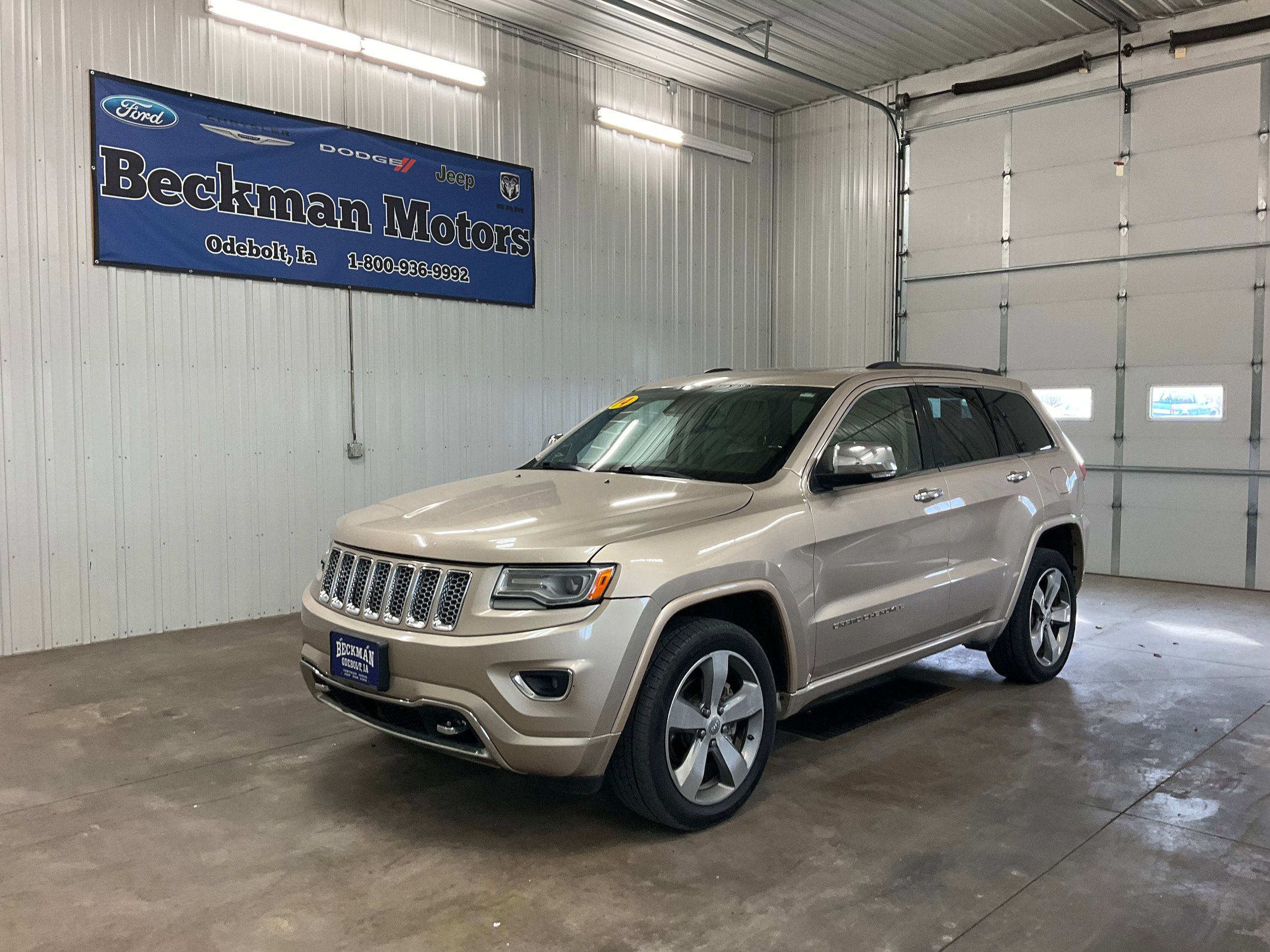 Used 2014 Jeep Grand Cherokee Overland w/ Advanced Technology Group
