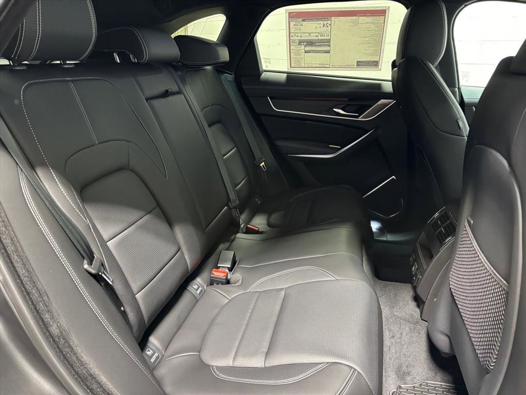 New 2026 Jaguar F-PACE R-Dynamic S image 39
