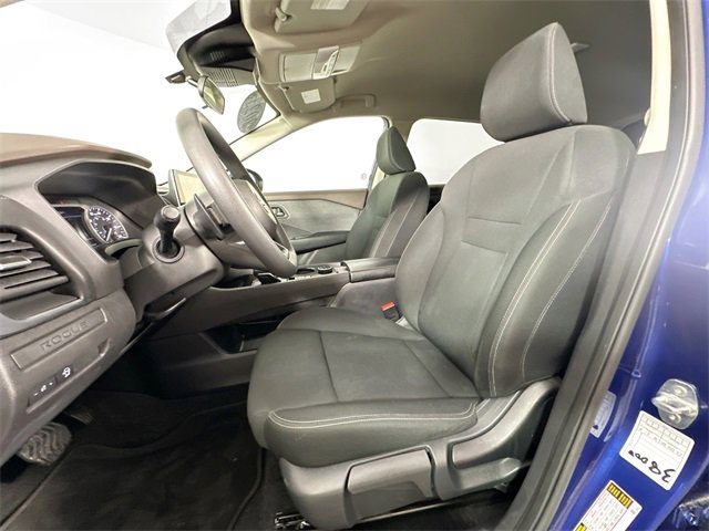 Used 2023 Nissan Rogue S image 17