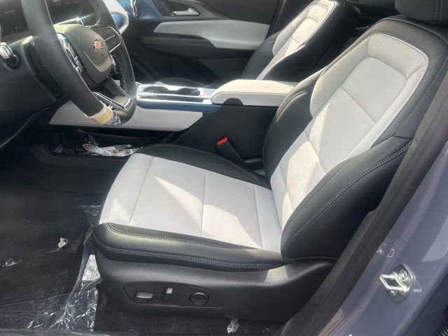 New 2026 Chevrolet Equinox EV LT AWD/4WD image 8