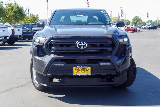 New 2026 Toyota Tacoma SR5 AWD/4WD image 3