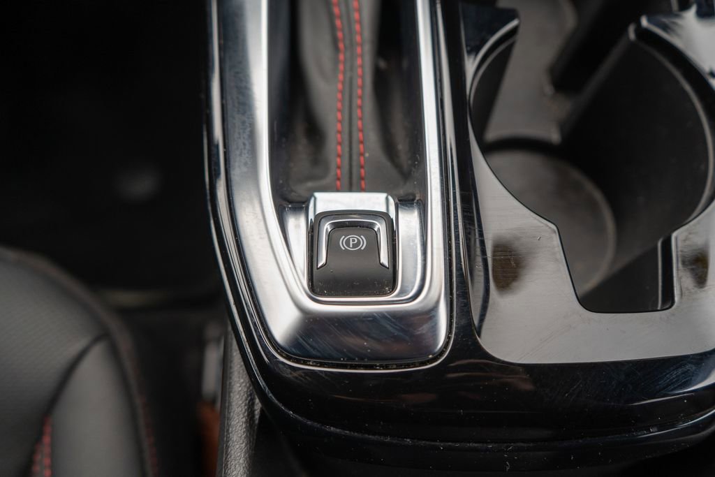 Used 2024 Chevrolet Trax RS w/ Driver Confidence Package image 28