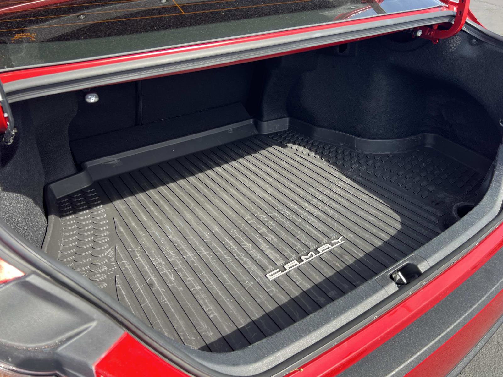 Used 2025 Toyota Camry SE w/ Convenience Package image 23