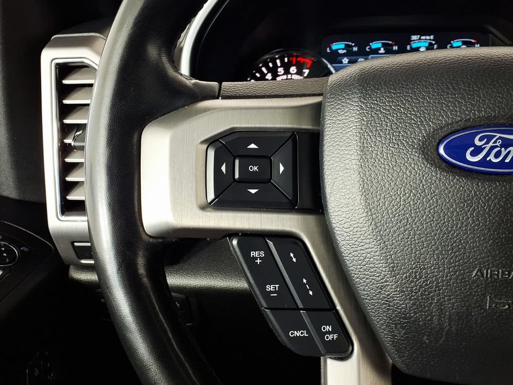 Used 2019 Ford F150 Platinum w/ Equipment Group 701A Luxury AWD/4WD image 18