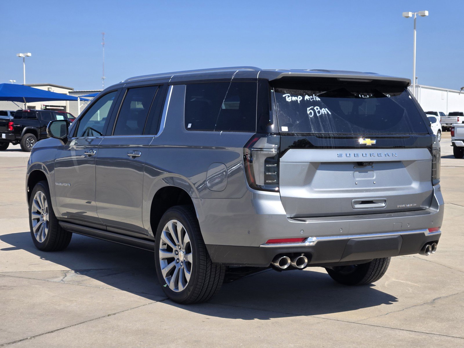 New 2026 Chevrolet Suburban Premier image 3