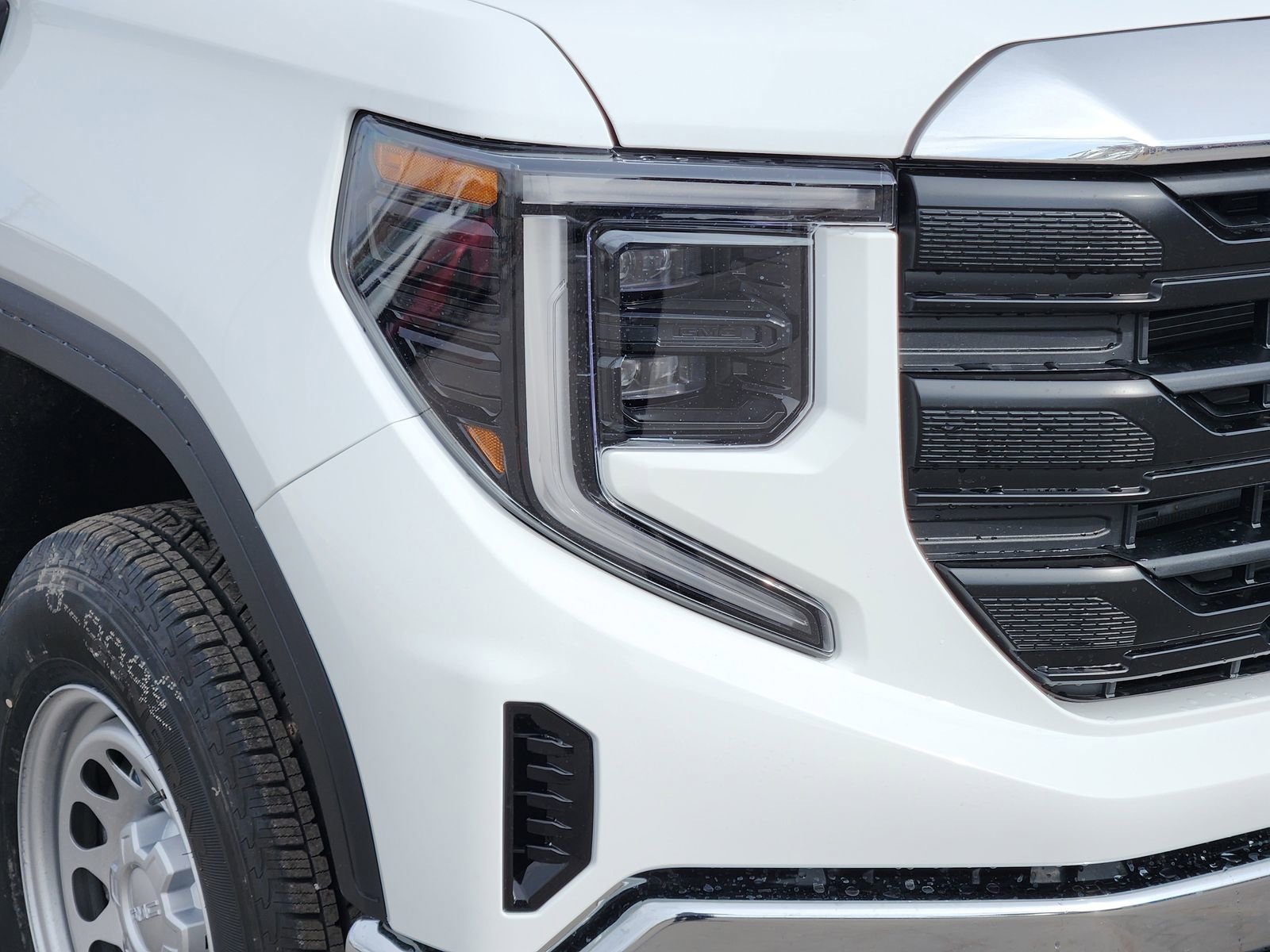 New 2026 GMC Sierra 1500 Pro w/ Pro Value Package image 10