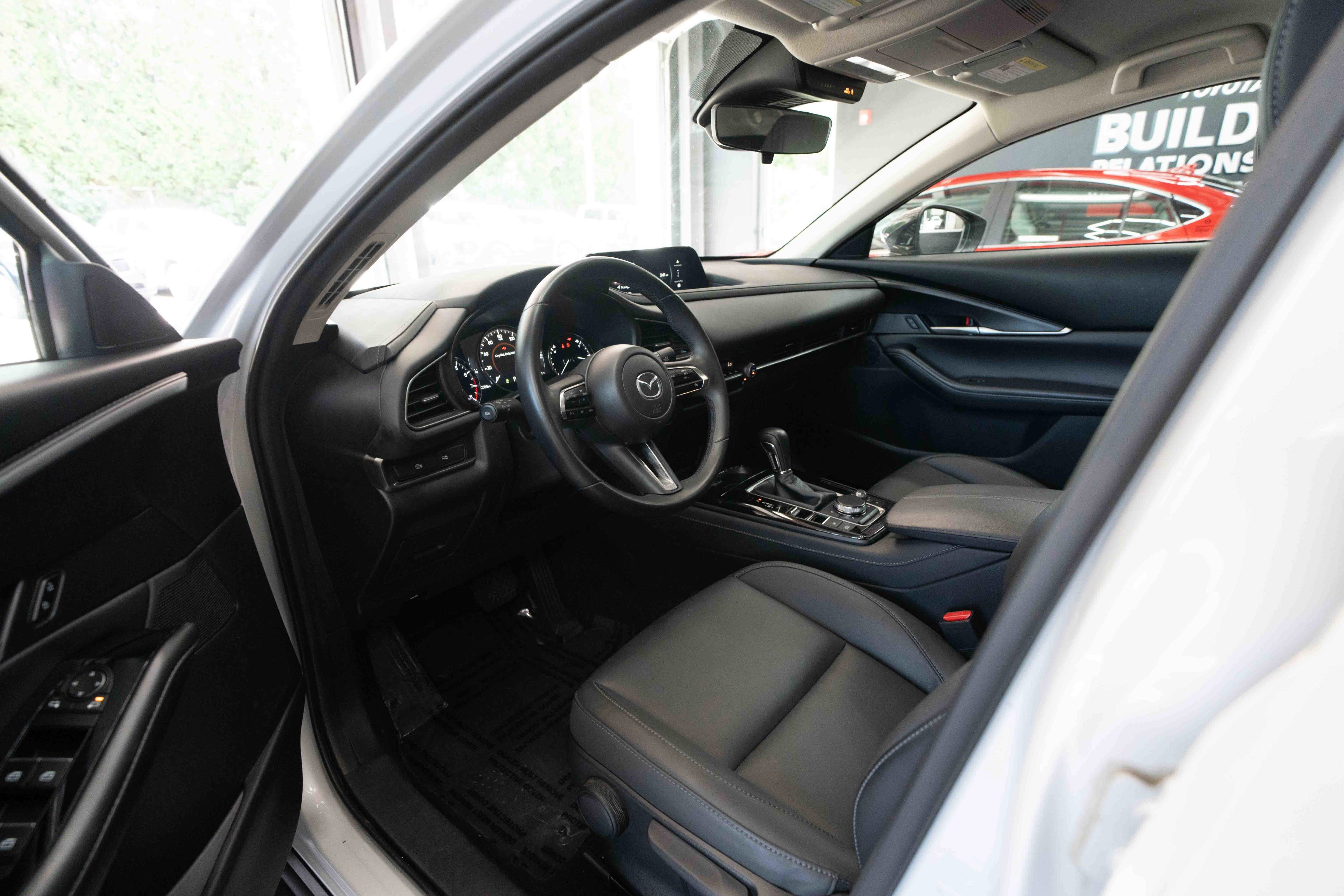 Used 2024 MAZDA CX-30 AWD 2.5 S w/ Select Sport Pkg image 8
