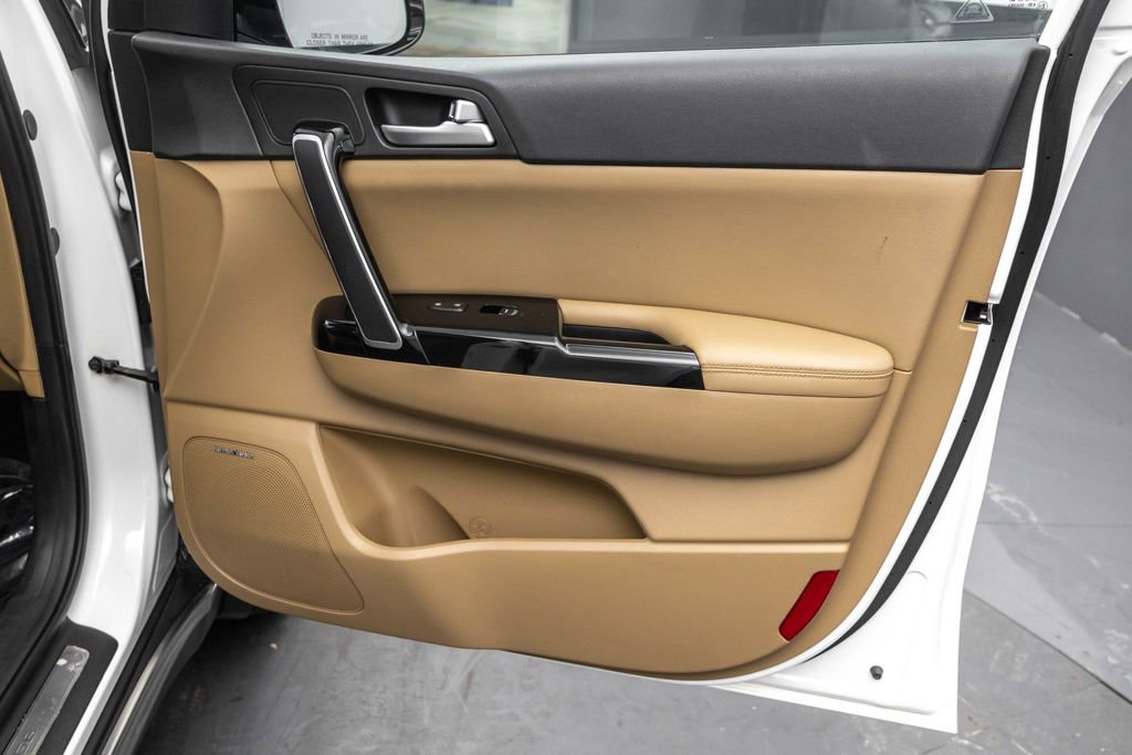 Used 2017 Kia Sportage SX image 36