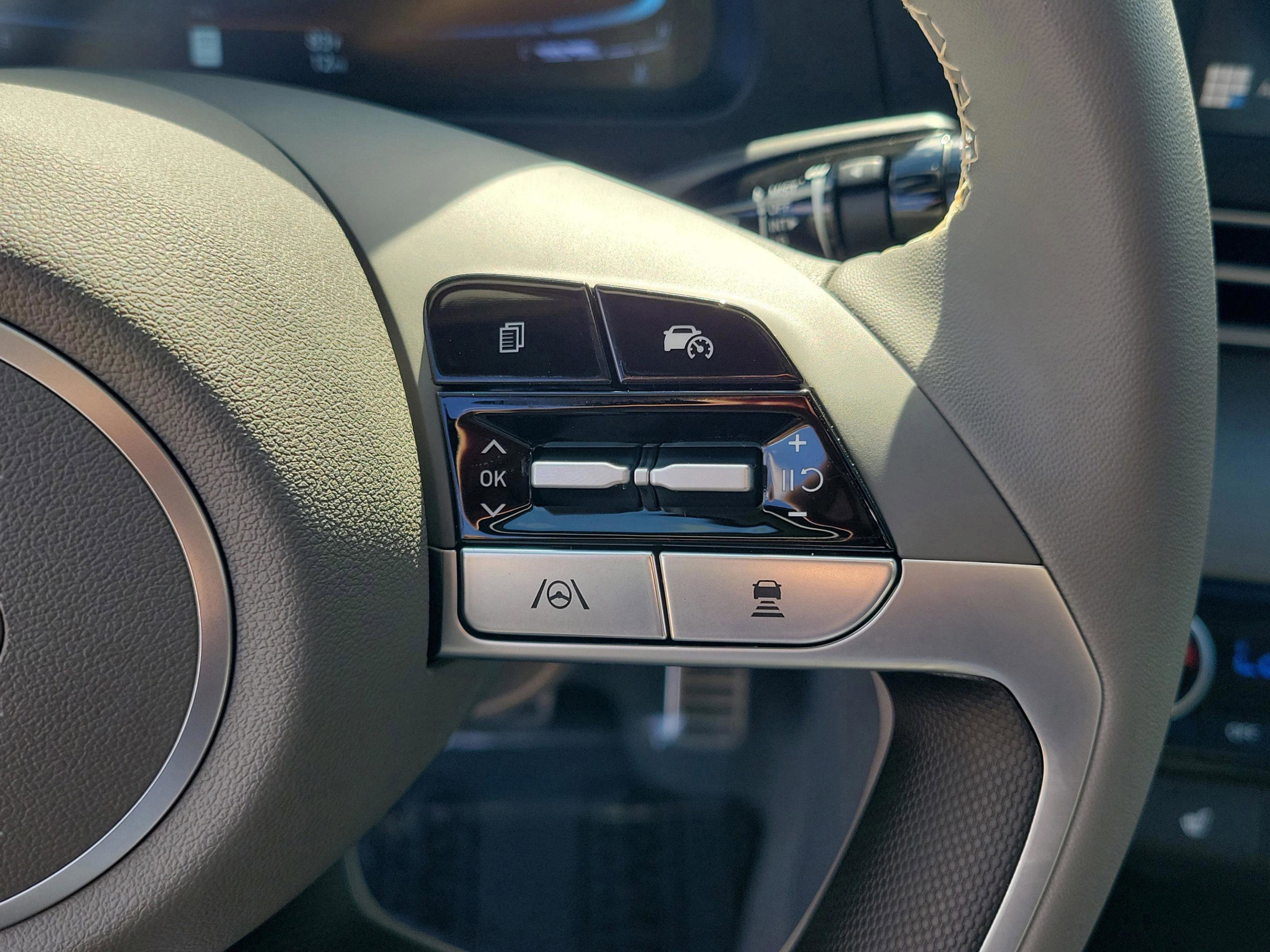 New 2026 Hyundai Elantra SEL Sport image 13