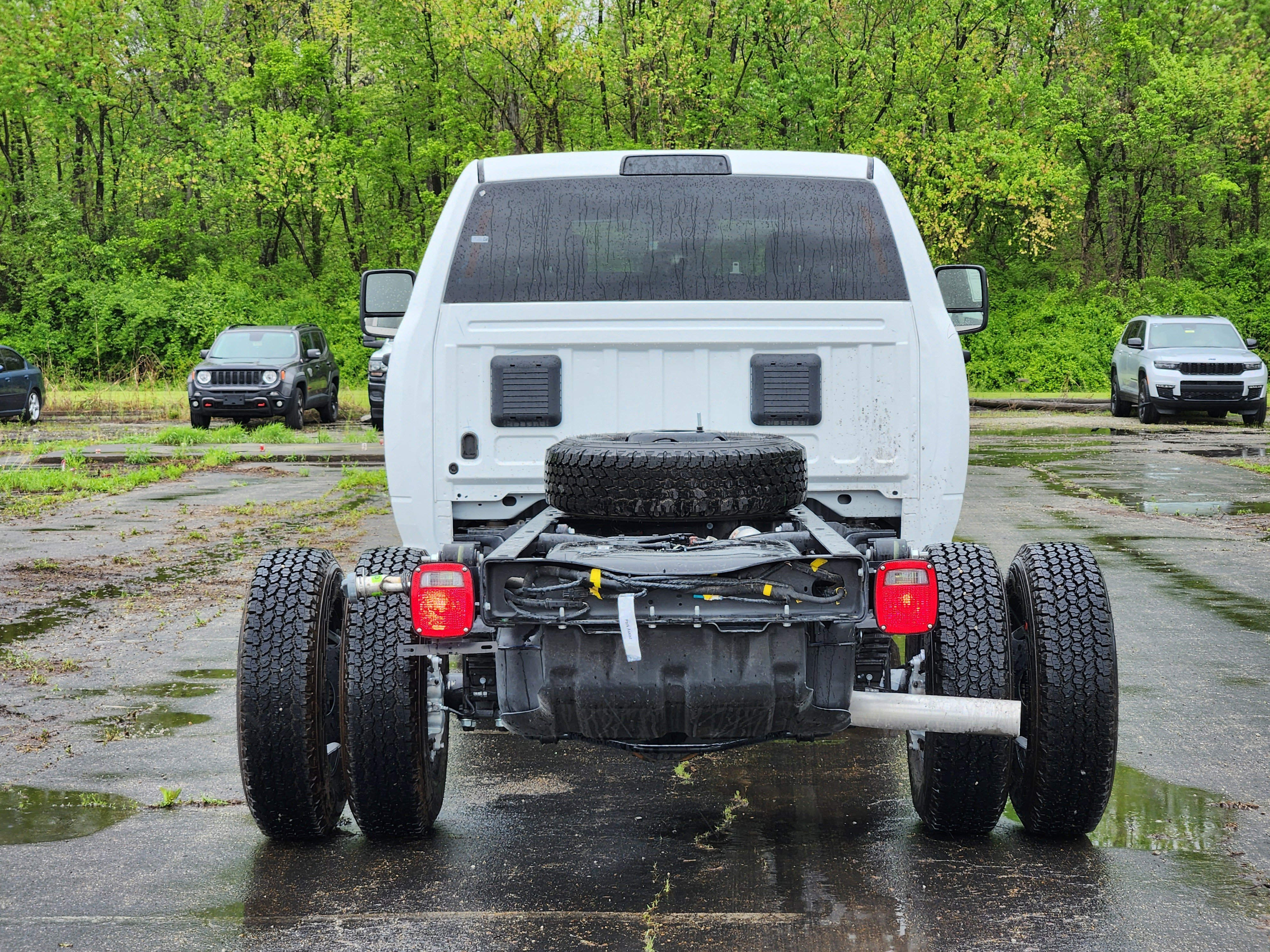 New 2025 RAM 3500 Tradesman image 15