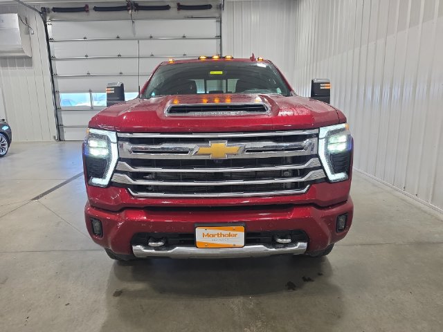 Used 2026 Chevrolet Silverado 3500 High Country w/ Technology Package AWD/4WD image 3
