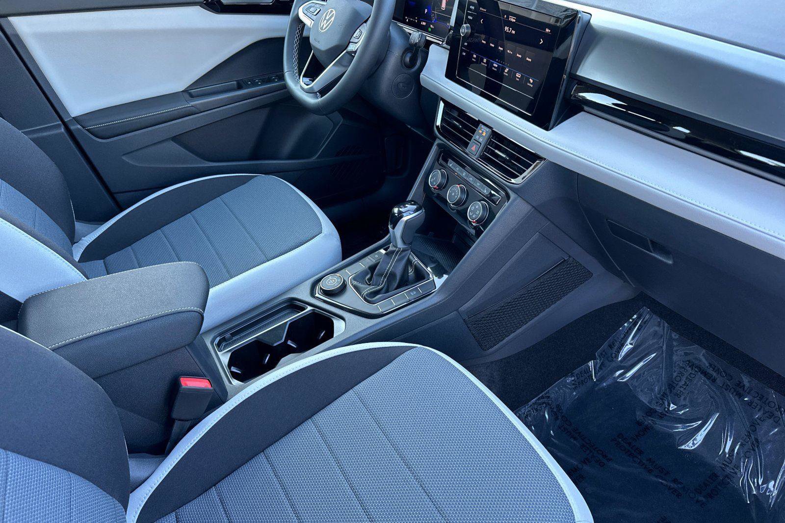 New 2026 Volkswagen Taos S image 15