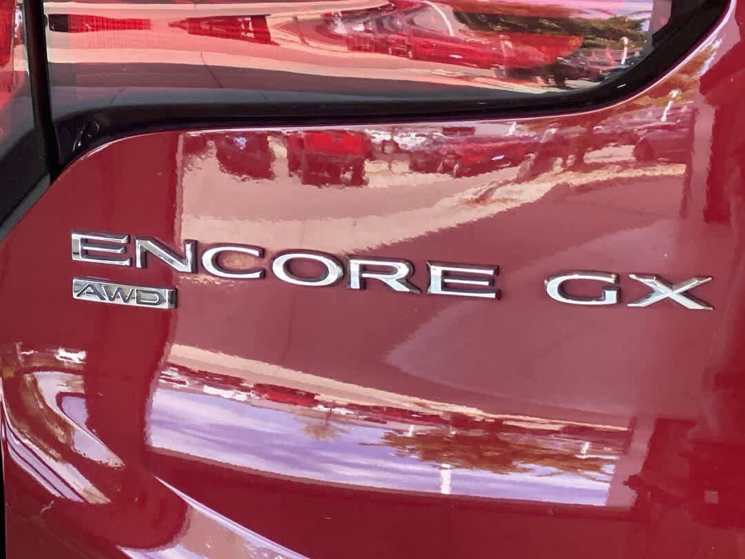 Used 2021 Buick Encore GX Preferred AWD/4WD image 11