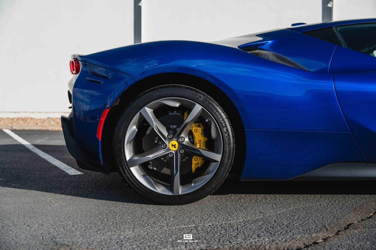 Used 2023 Ferrari SF90 Stradale image 6