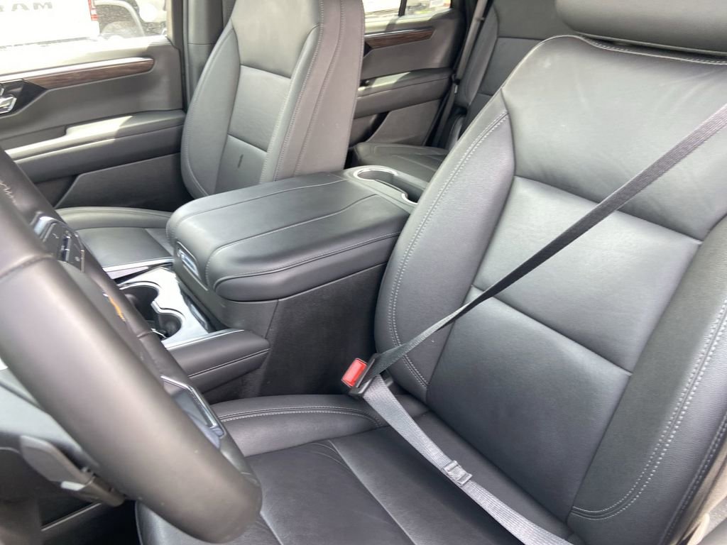 Used 2025 Chevrolet Tahoe LT image 15