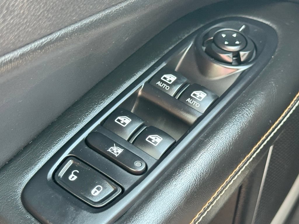 Used 2019 Jeep Compass Latitude w/ Popular Equipment Group AWD/4WD image 26