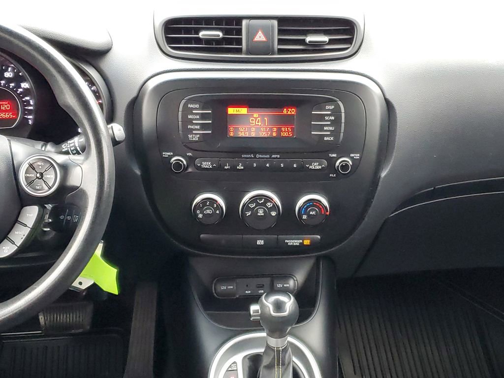 Used 2015 Kia Soul + image 22