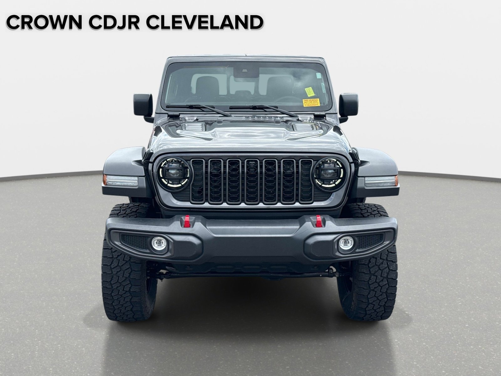 Used 2024 Jeep Gladiator Rubicon w/ Technology Group AWD/4WD image 10