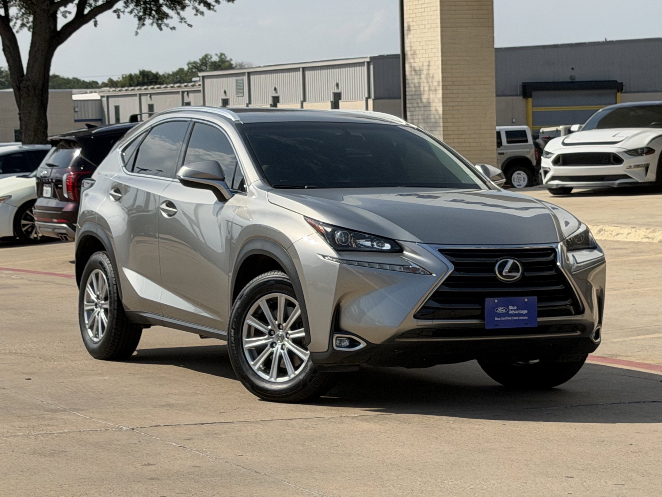 Used 2017 Lexus NX 200t FWD image 2