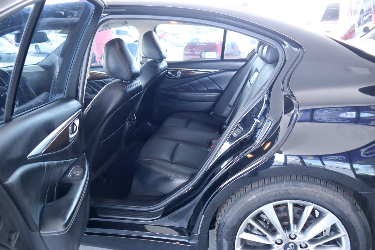 Used 2018 INFINITI Q50 Luxe RWD image 29