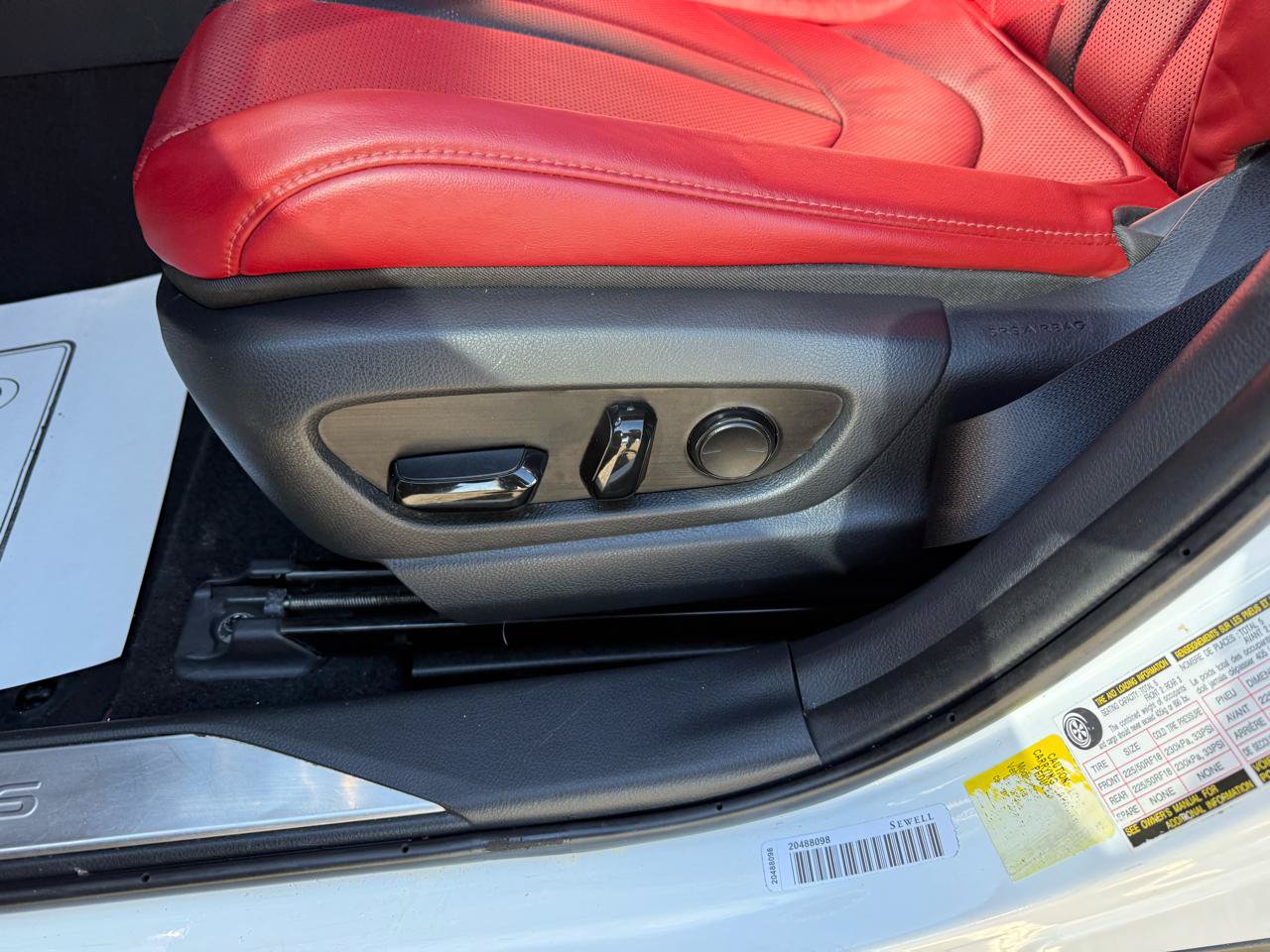 Used 2019 Lexus UX 200 F Sport FWD image 11