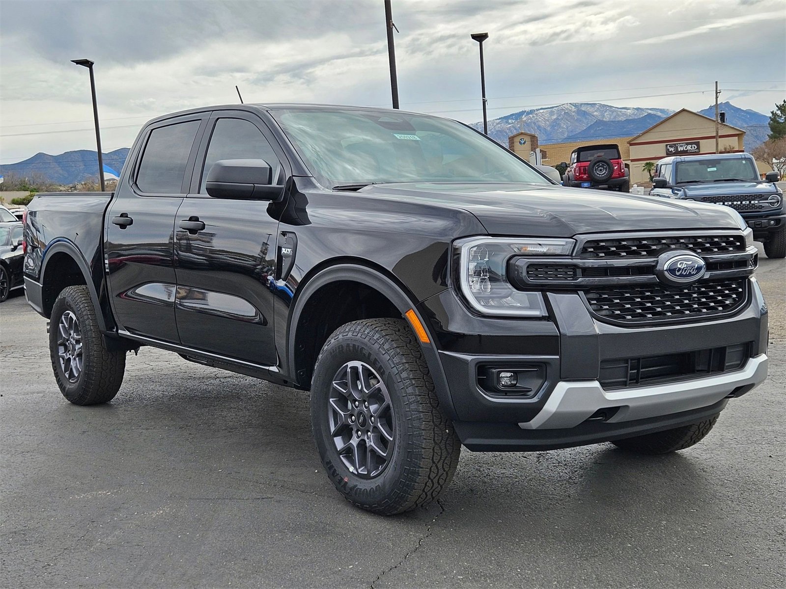 New 2025 Ford Ranger XLT w/ Equipment Group 301A High image 3