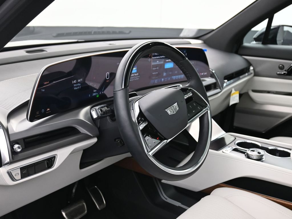 Used 2026 Cadillac Vistiq Sport image 10