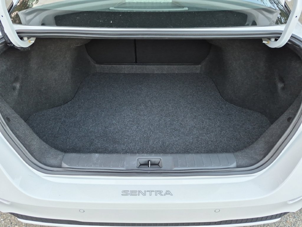 Used 2025 Nissan Sentra S FWD image 26