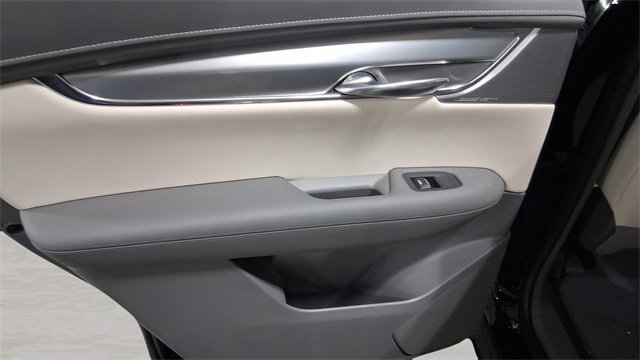 Used 2021 Cadillac XT5 Premium Luxury image 33