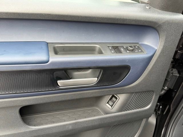 New 2025 Volkswagen ID. Buzz Pro S RWD image 20