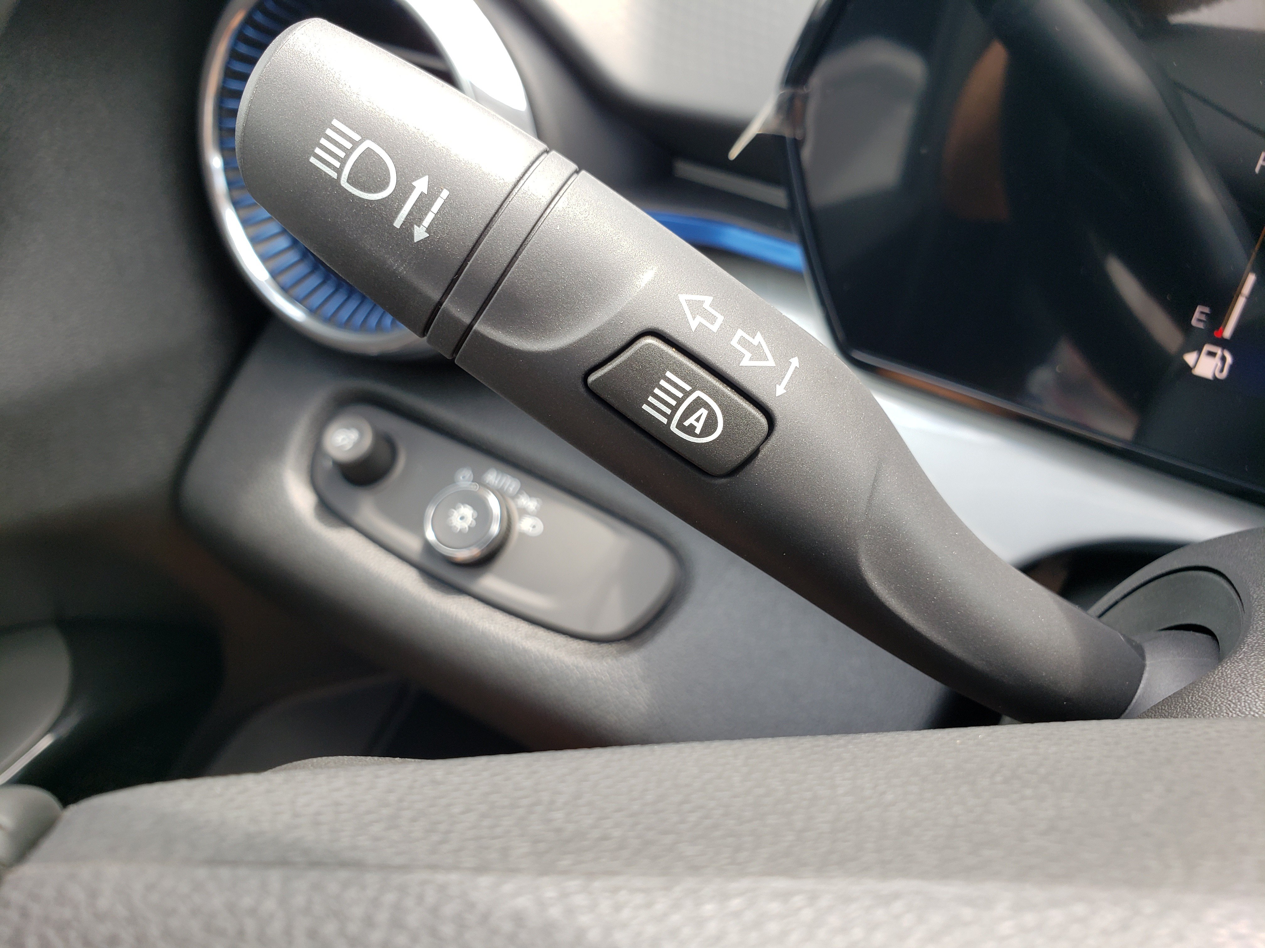 New 2026 Chevrolet Trax LT w/ Driver Confidence Package FWD image 19