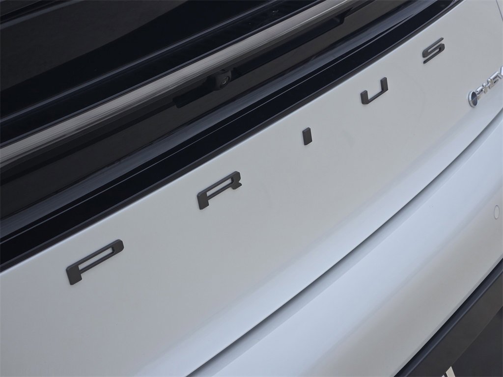 New 2026 Toyota Prius Plug-In Hybrid image 7