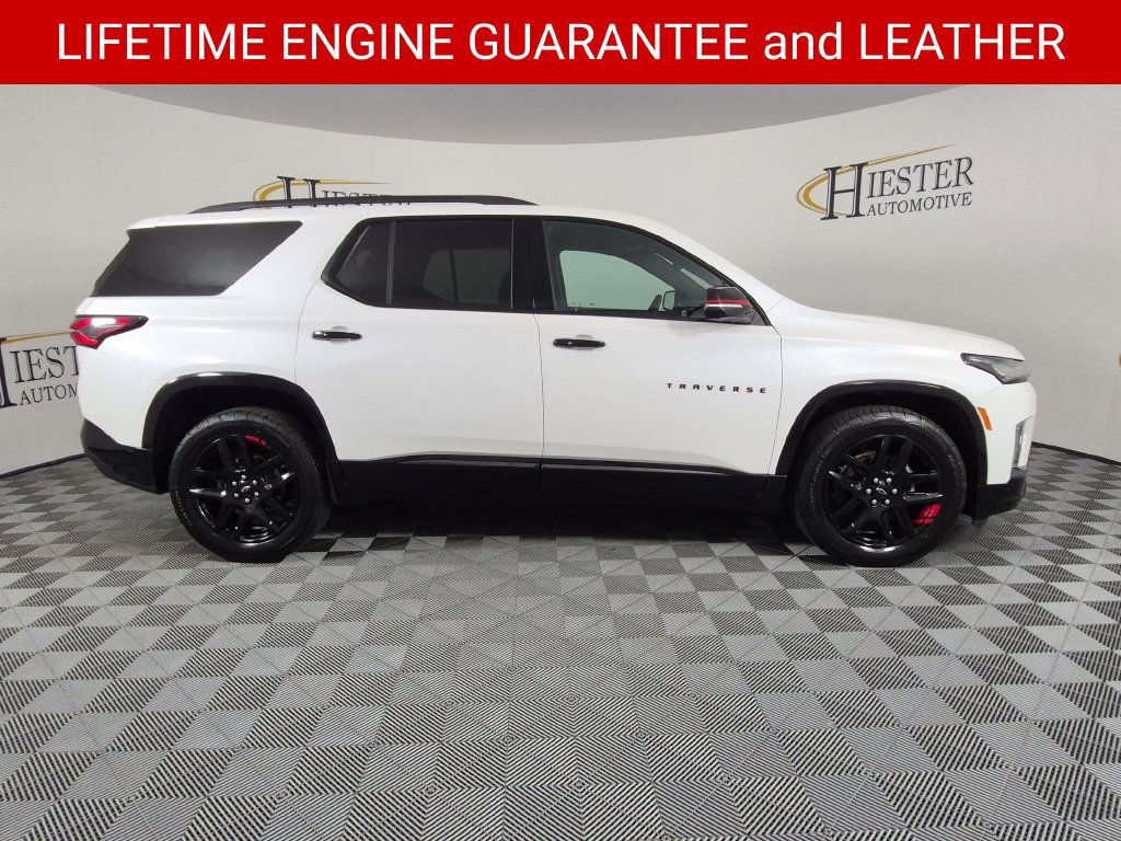 Certified 2023 Chevrolet Traverse Premier w/ Redline Edition FWD image 4