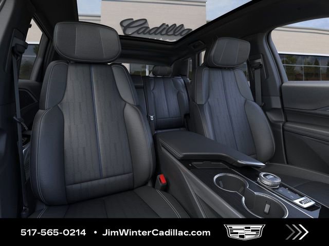 New 2025 Cadillac Lyriq Luxury w/ LPO, Floor Liner Package image 17