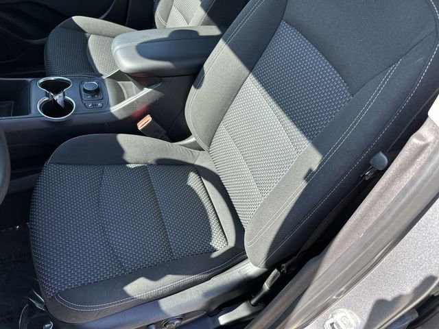 Certified 2023 GMC Terrain SLE w/ Driver Convenience Package FWD image 16