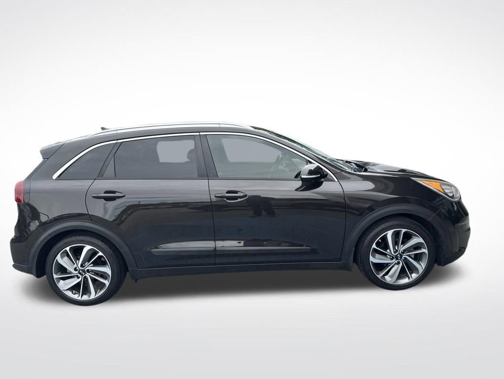 Used 2017 Kia Niro Touring w/ Advanced Technology Package FWD image 5