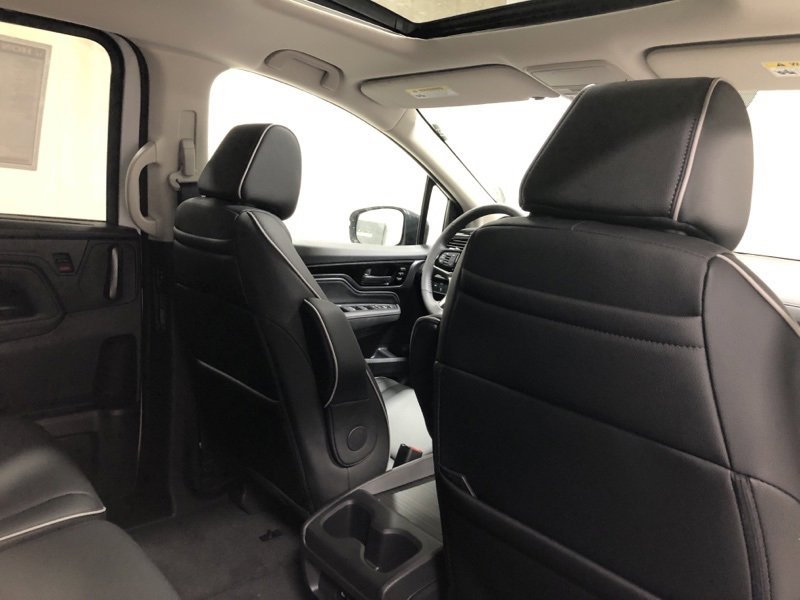 New 2026 Honda Odyssey Touring image 12