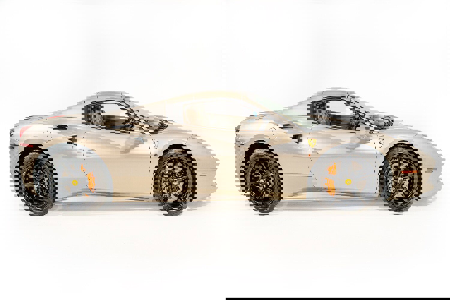 Used 2018 Ferrari 488 Spider image 10