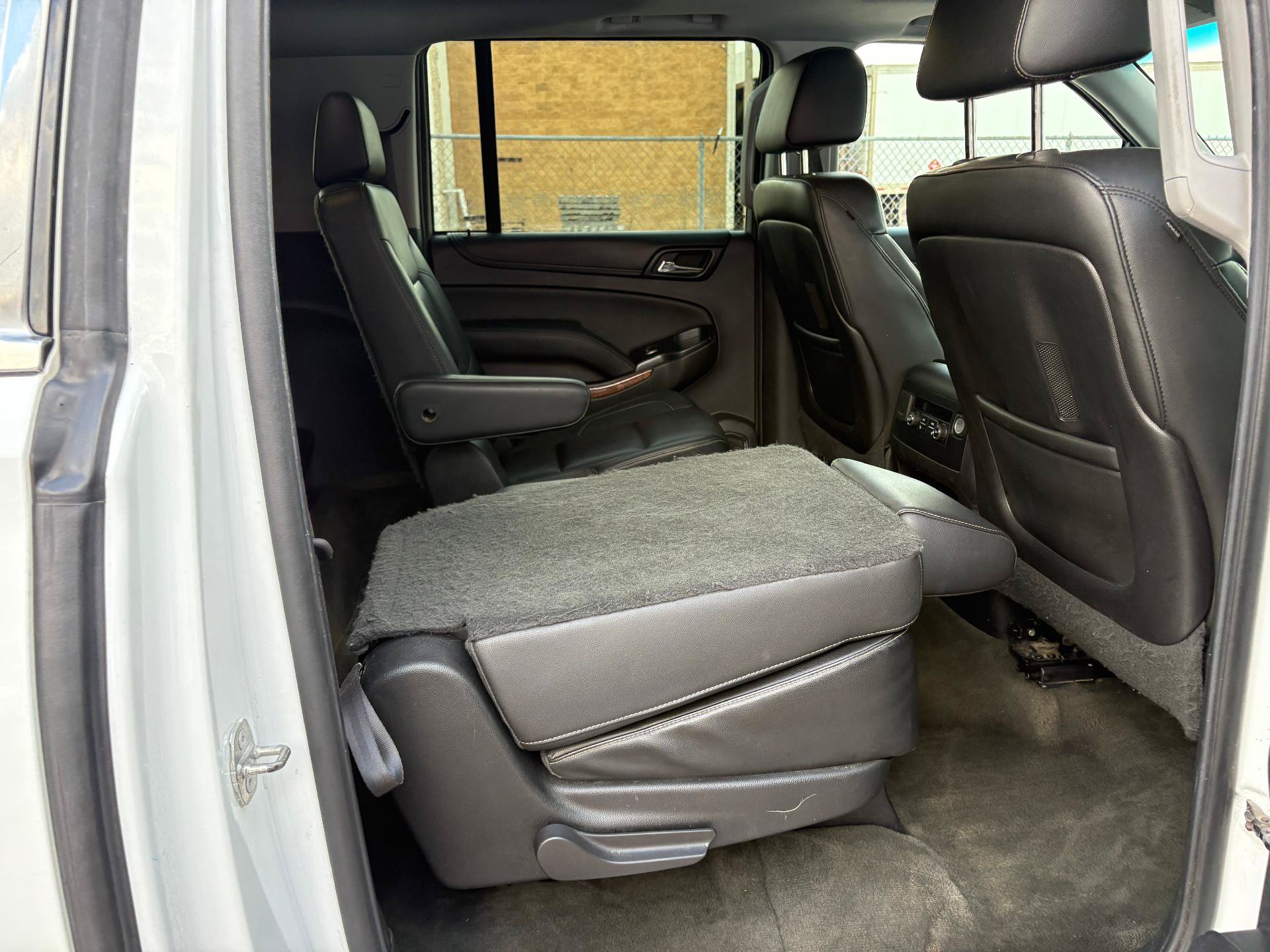 Used 2015 Chevrolet Suburban LTZ AWD/4WD image 10