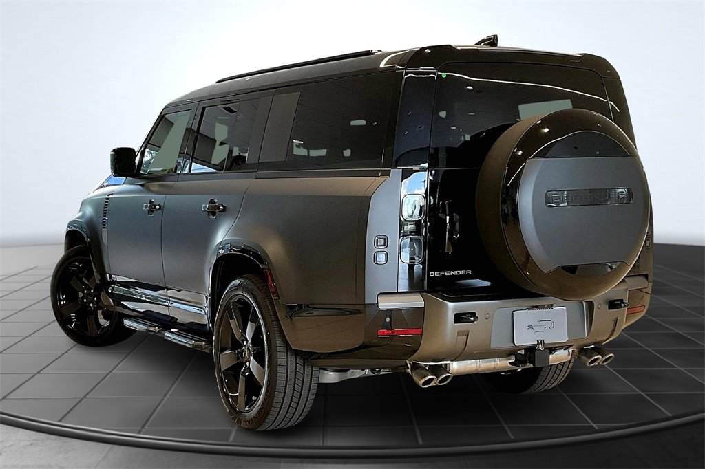 New 2026 Land Rover Defender 130 V8 image 2