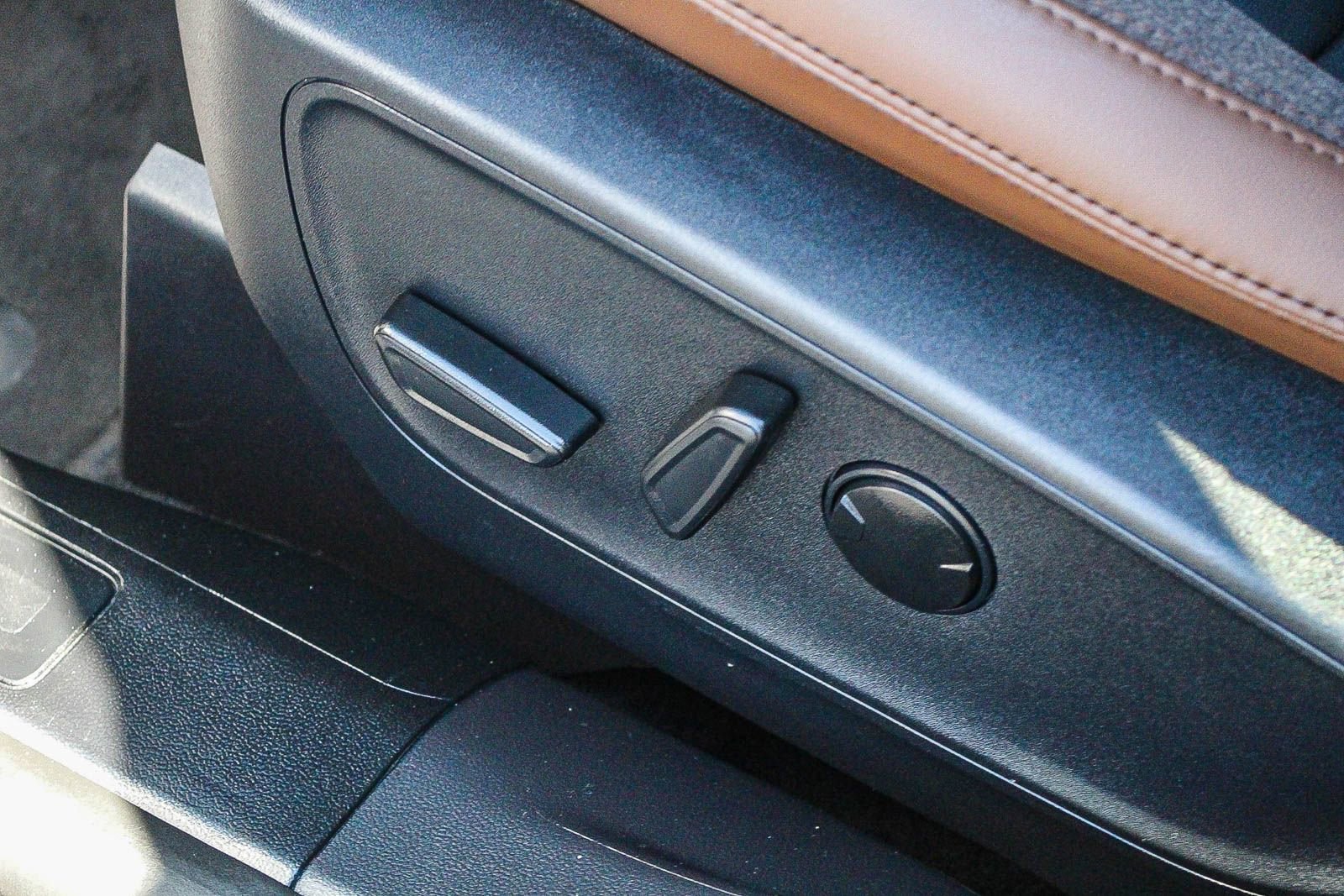 Certified 2025 Ford Bronco Sport Outer Banks w/ Outer Banks Tech Package+ AWD/4WD image 23