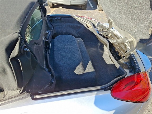 Used 2008 Pontiac Solstice GXP w/ Premium Package image 29