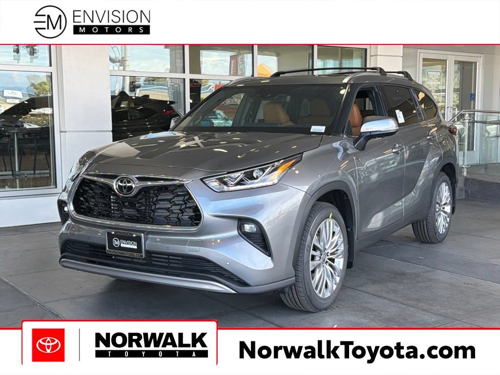 New 2026 Toyota Highlander Platinum AWD/4WD image 1