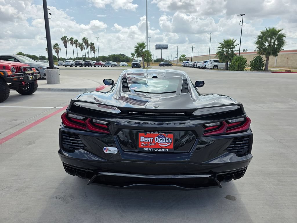 Used 2024 Chevrolet Corvette Stingray Coupe w/ Z51 Performance Package RWD image 7
