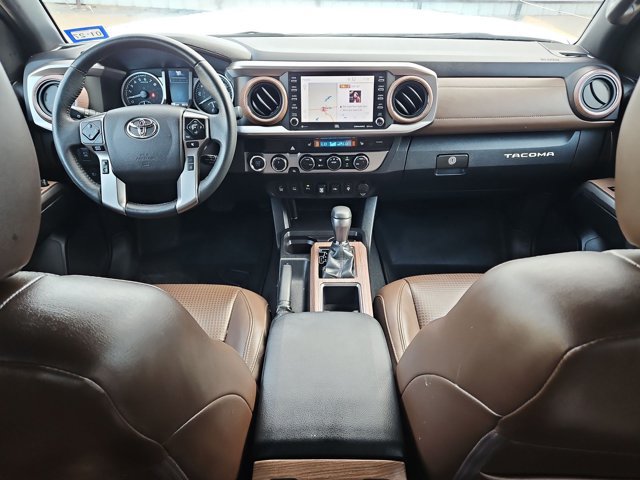 Used 2022 Toyota Tacoma Limited AWD/4WD image 17