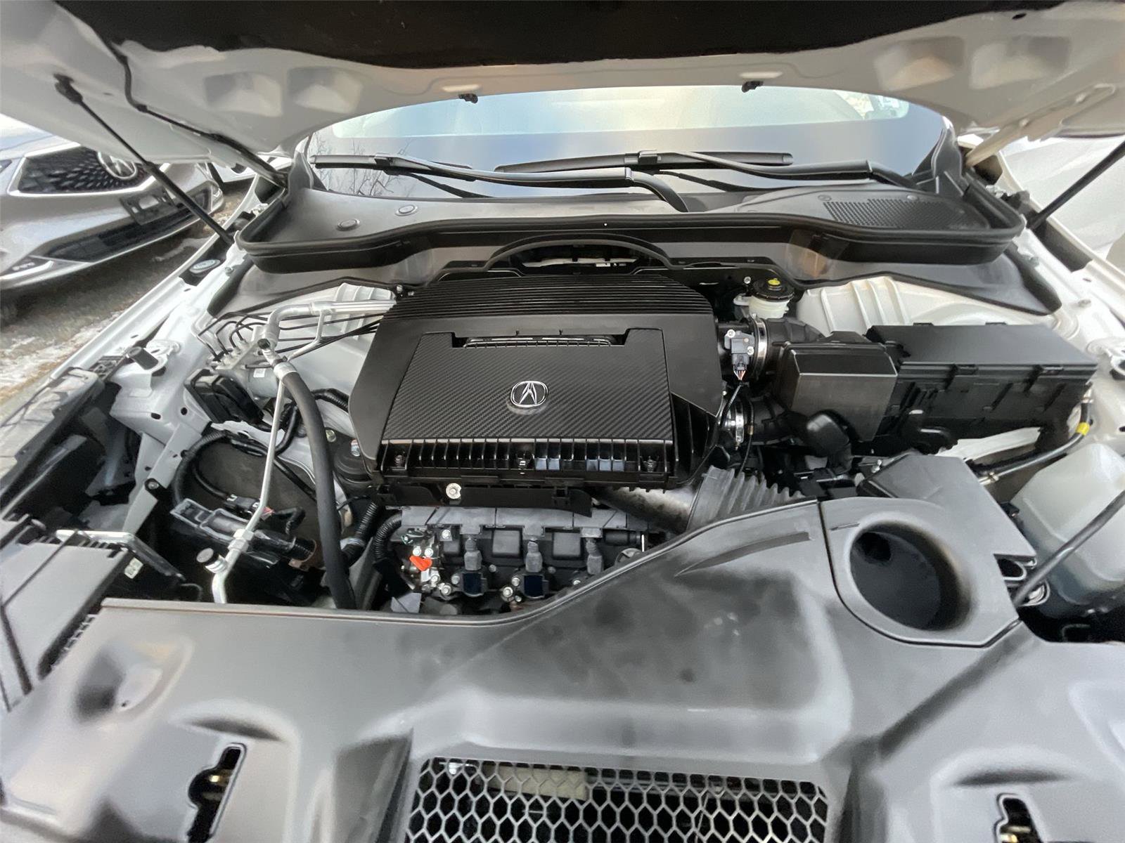 Used 2023 Acura MDX SH-AWD w/ Technology Package image 11