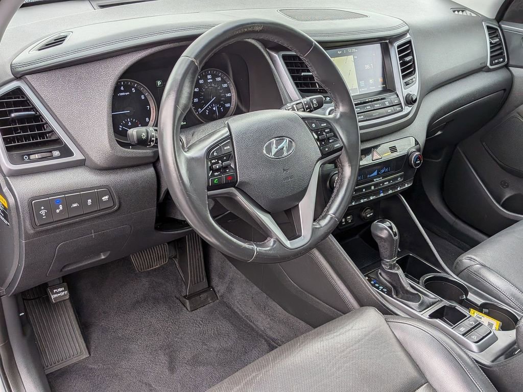 Used 2016 Hyundai Tucson Limited w/ Option Group 03 image 10